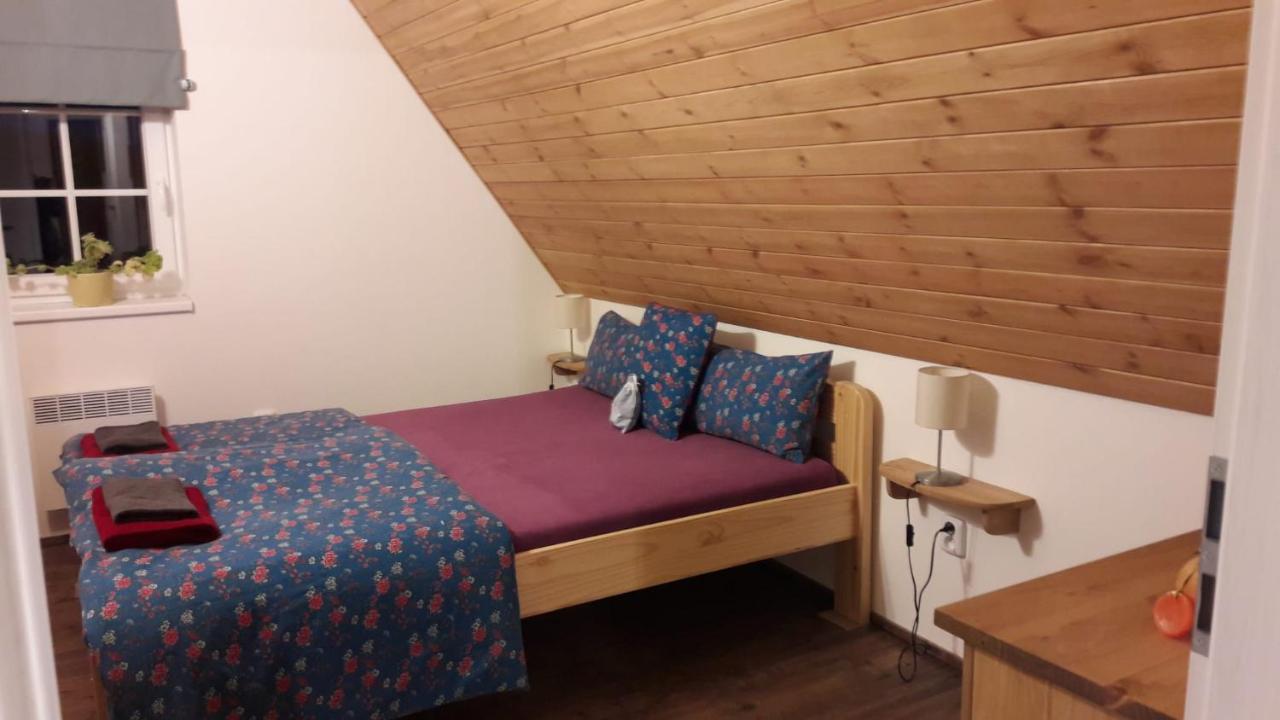 Chaloupka Pod Kanci Stezkou Nova Ves nad Nisou Exterior foto